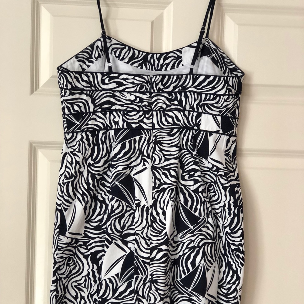 Vineyard Vines sailboat dress Navy/Wht - Picture 2 of 8